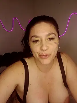 soymiasexy1 online show from March 20, 4:17 am