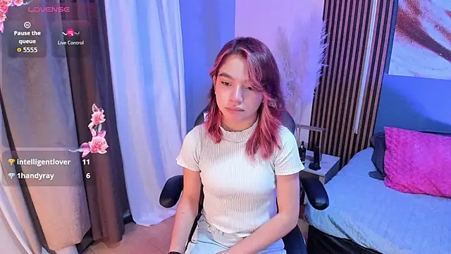 laurent scott online show from April 6, 11:44 am