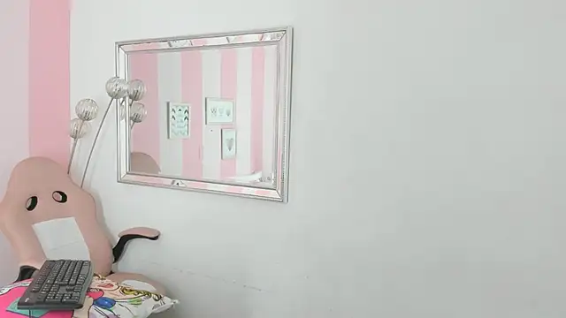 Amaia Monroe online show from February 10, 4:15 am