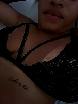 leticiasexy online show from December 13, 8:48 pm