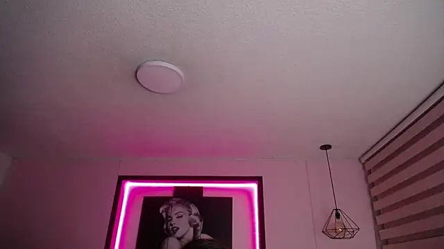  Emmaa x online show from December 5, 3:39 am