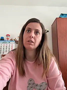 Sareyxon online show from April 5, 1:10 pm