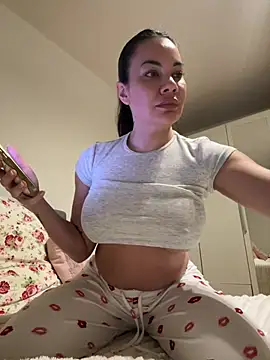 AsianDreamx online show from February 5, 8:34 pm