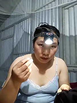 Evelyn-n online show from March 30, 1:44 pm