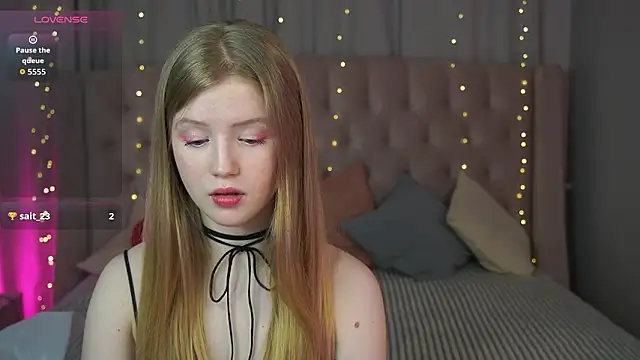 LilianHoward online show from February 7, 12:09 pm