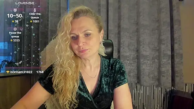 LanaLight x online show from May 15, 10:45 pm