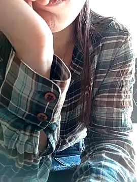 gatitachula93 online show from March 26, 2:30 pm