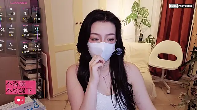 nayomi 34f online show from April 3, 4:54 am