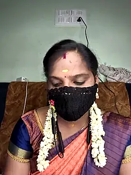 Tamil Pallavi online show from April 14, 6:41 pm