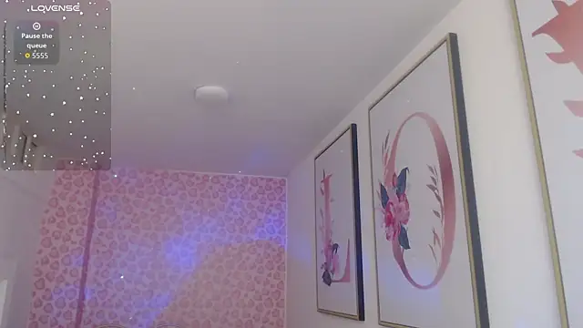 Nina harpper  online show from February 20, 12:39 pm