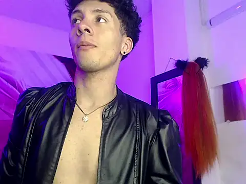 BlakeNoir  online show from February 20, 1:59 am