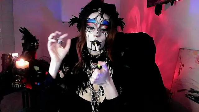 EmpressMorrigan online show from December 17, 9:57 am