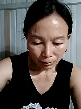 Lili-123k online show from June 2, 6:36 am