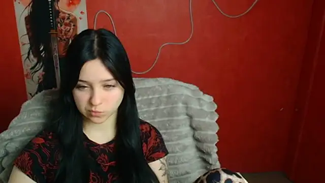 Lilu May online show from March 12, 1:03 pm