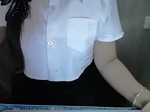 maian love online show from July 8, 7:38 pm