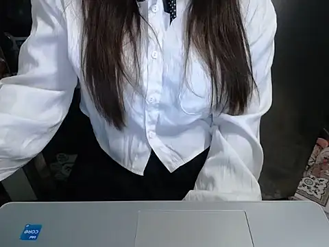 maian love online show from April 30, 8:57 pm