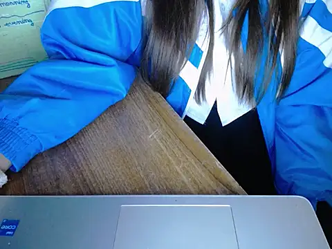 maian love online show from April 24, 7:49 pm