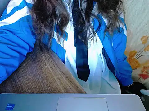 maian love online show from April 15, 7:58 pm