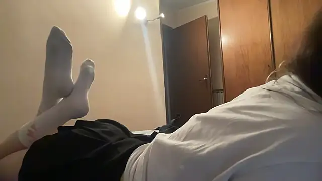 lonelymandy online show from December 4, 2:52 pm