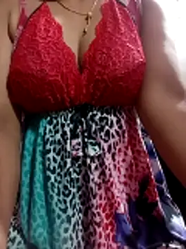 Tanya Sharma98 online show from December 15, 12:32 pm