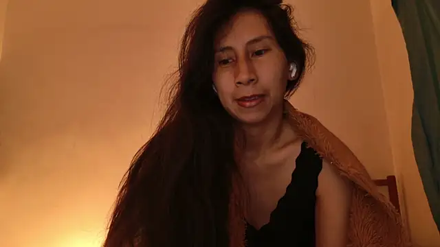 MoonLipsON- online show from June 4, 6:51 am