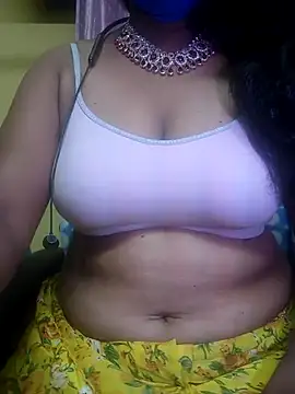 Preeti345 online show from May 27, 2:25 pm