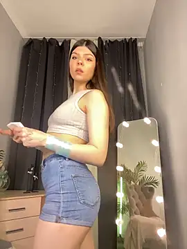 kira seduce online show from December 5, 2:29 pm