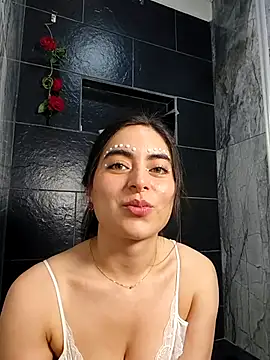 saasha Petit online show from April 11, 11:47 am