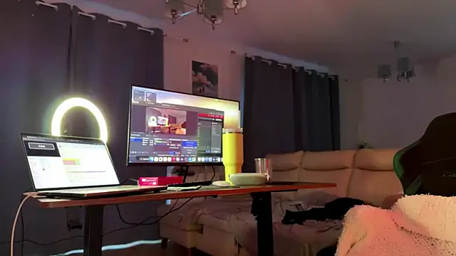 KittySasha online show from February 13, 6:37 am