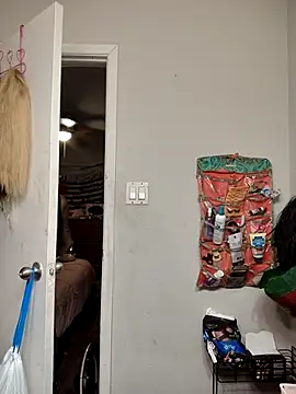 SpiderRose online show from April 20, 3:20 am