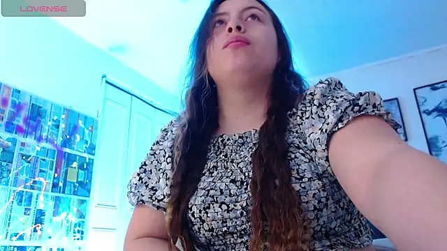 dany bannany online show from April 15, 3:34 pm