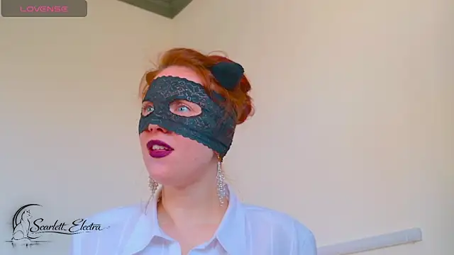 Scarlett Electra online show from April 9, 2:00 pm