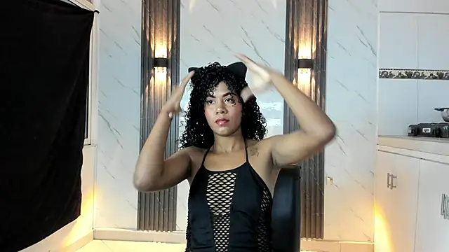 CaramelDesire online show from January 31, 11:47 pm