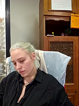 ChristinaWheeled11 online show from March 12, 3:15 pm