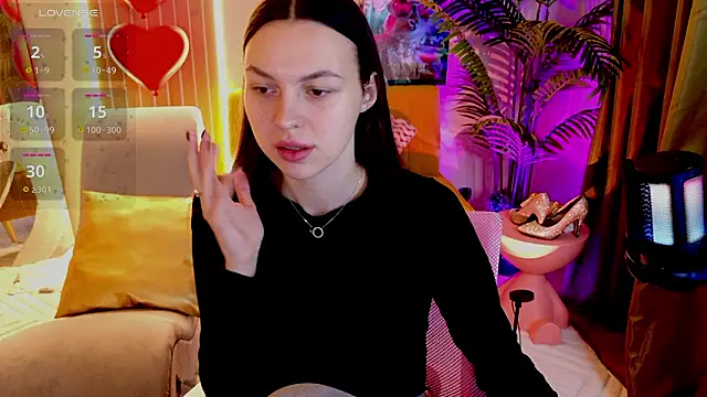 MaxinCarroll online show from March 6, 5:46 am