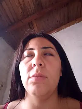 emmacurvyhot online show from February 20, 8:31 pm