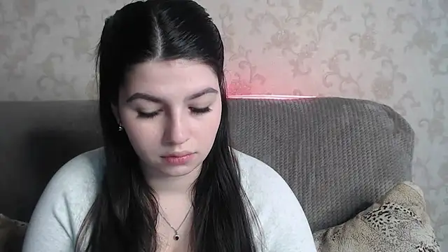 KisaModel online show from April 4, 3:05 am