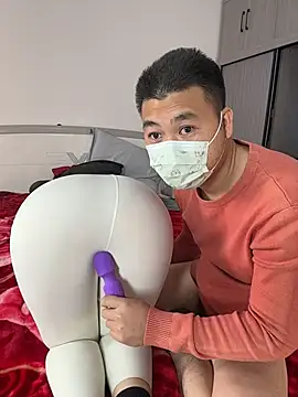 qwe522522 online show from January 6, 8:51 am