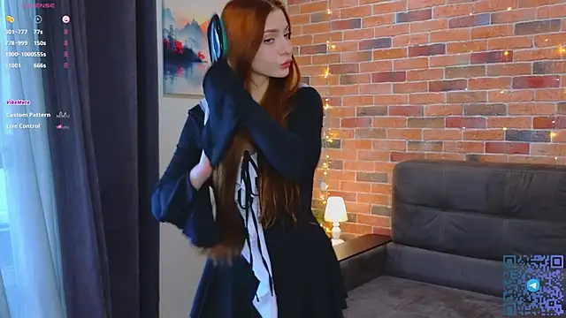 VelvetZephra online show from April 11, 3:05 pm