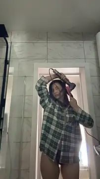 LucieBliss online show from April 16, 10:26 am