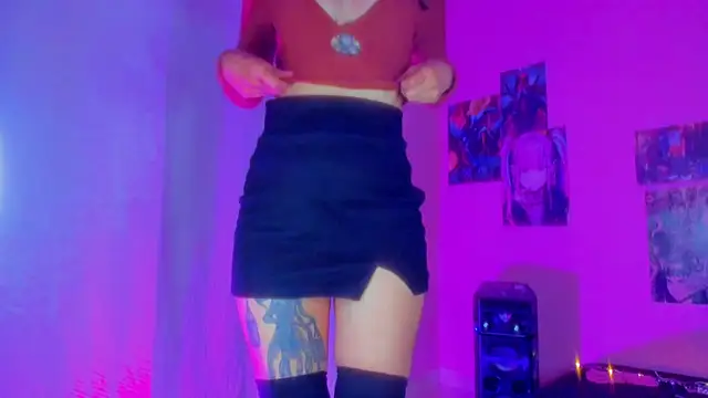 Gabrielabunny1 online show from December 18, 2:05 am