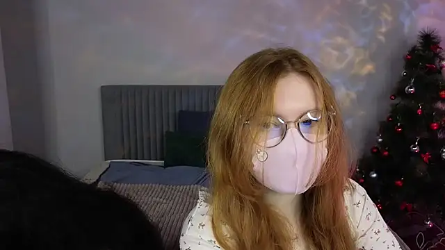 CaramelCigarettesss online show from December 14, 1:11 am