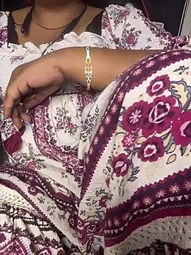 butterflyslay online show from March 7, 2:46 pm