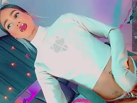 agathaferrer3 online show from February 21, 9:59 pm