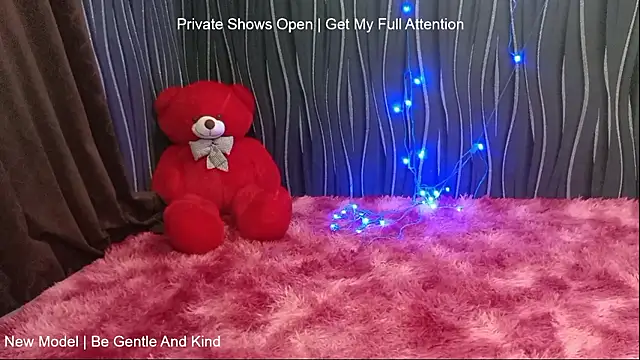 khushigoesnaughty0 online show from January 19, 6:31 am