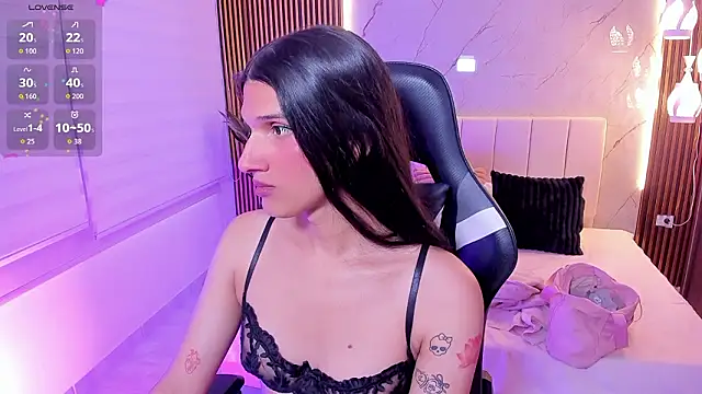 Bianca baldwin  online show from February 7, 9:40 pm