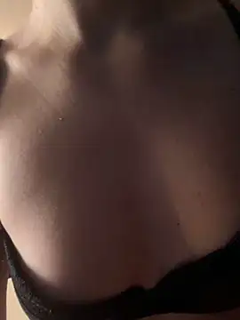 CoquineCharmeuse online show from March 23, 2:12 pm