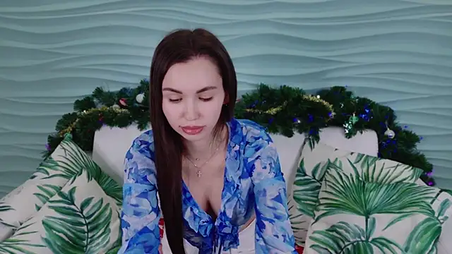 SunshineSonya online show from December 18, 5:23 am