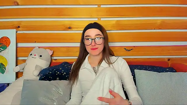 Evis Dailyy online show from February 23, 1:06 am