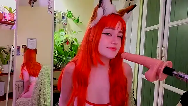 LittleFoxHole online show from April 28, 1:03 am